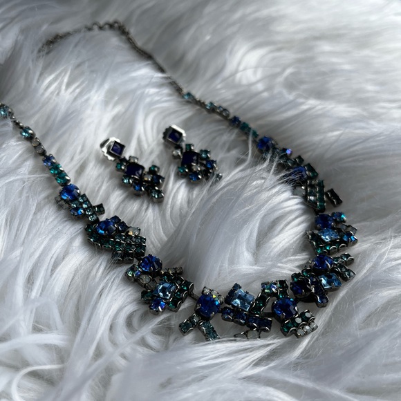 SOLD Vibrant Blue Sorrelli Set - Picture 11 of 13